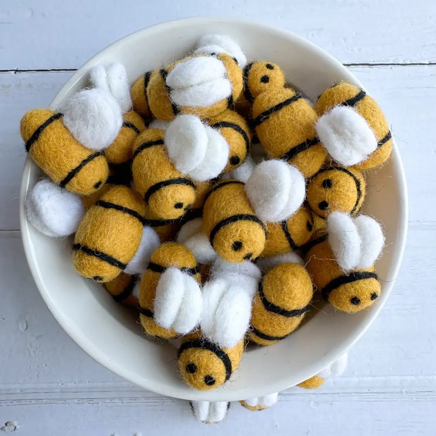 One Felt Bee